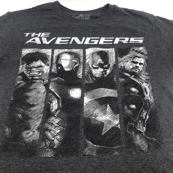 Avengers Gray Graphic Tee - Picture 1 of 11